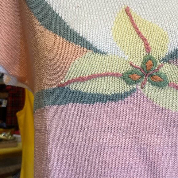 1980s Crochet Top - Picture 8 of 12